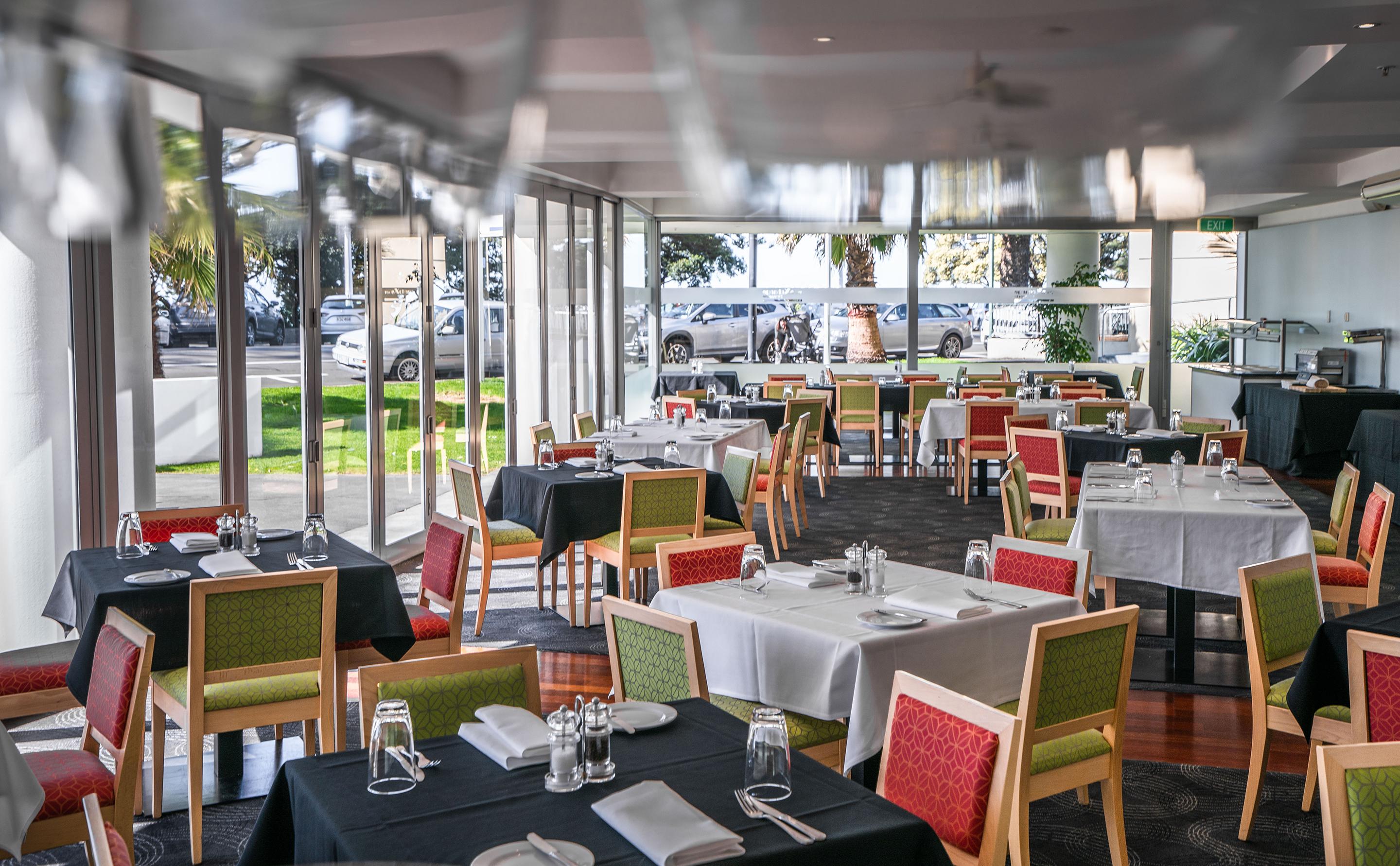 Scenic Hotel Te Pania Napier Esterno foto
