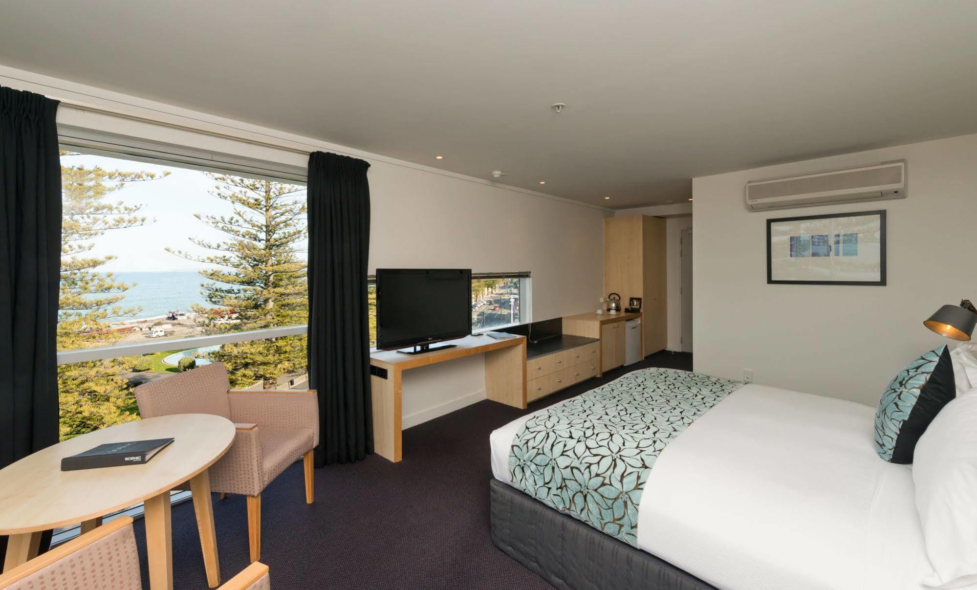 Scenic Hotel Te Pania Napier Esterno foto